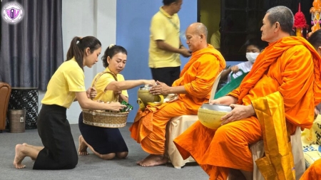 โครงการสืบสานวัฒนธรรมถวายเทียน หล่อเทียนพรรษา